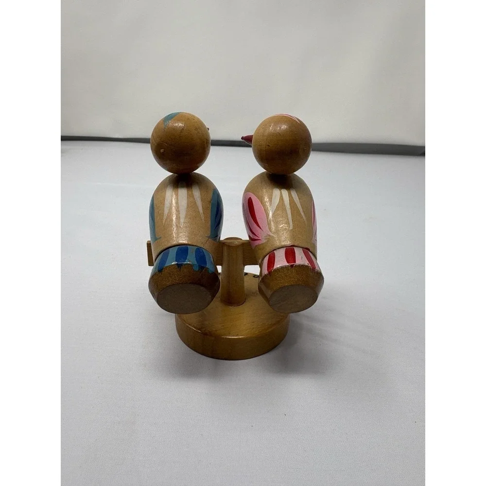 Vintage Hand Painted Wooden Birds Perch Stand‎ Salt & Pepper Retro MCM Unique